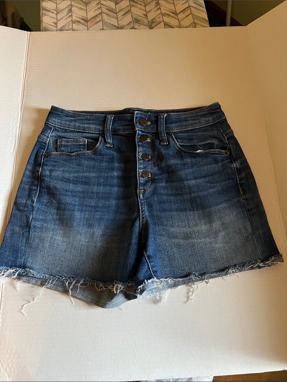Universal Thread Dark Blue Button-Front Denim Shorts
